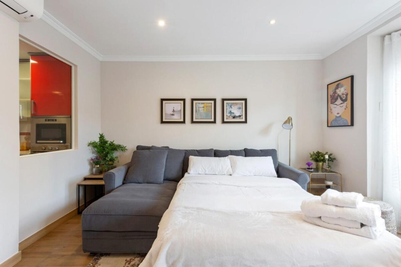 Elegant 1 Bedroom Apartment In The Heart Of Centro Madrid Eksteriør billede