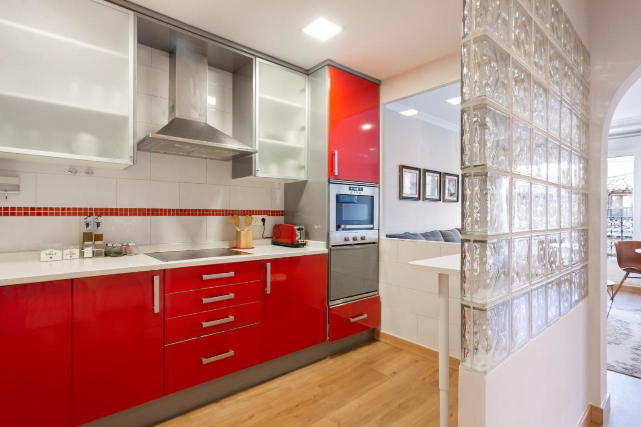 Elegant 1 Bedroom Apartment In The Heart Of Centro Madrid Eksteriør billede